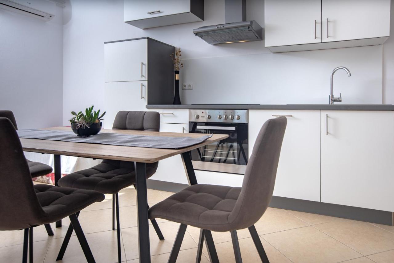 Apartmani Milena Barbat na Rabu Exterior foto