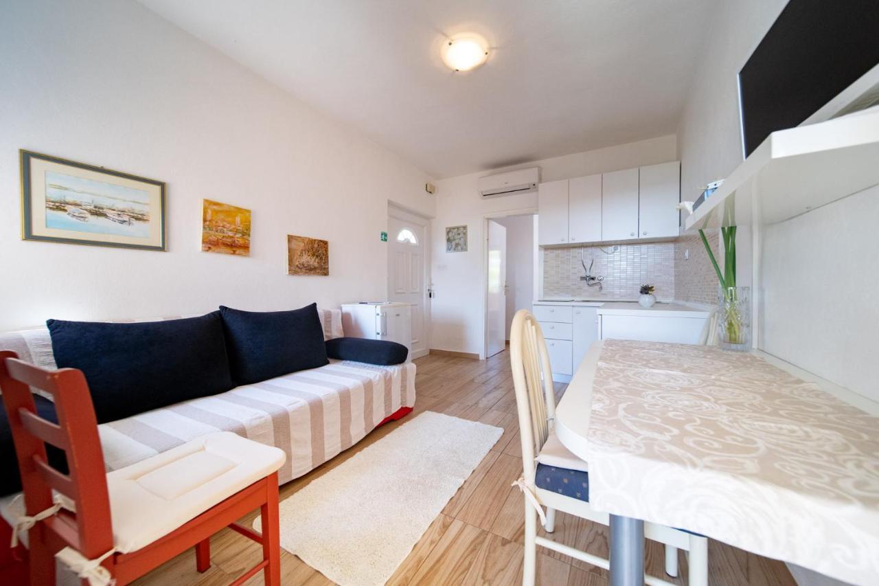 Apartmani Milena Barbat na Rabu Exterior foto