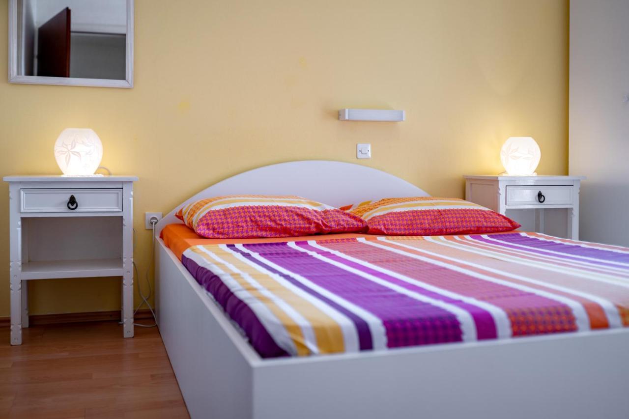 Apartmani Milena Barbat na Rabu Exterior foto